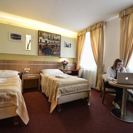 Hotel Vaka Brno Eksteriør bilde