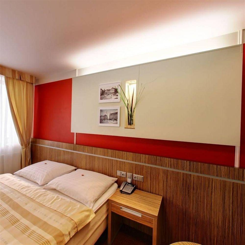 Hotel Vaka Brno Eksteriør bilde