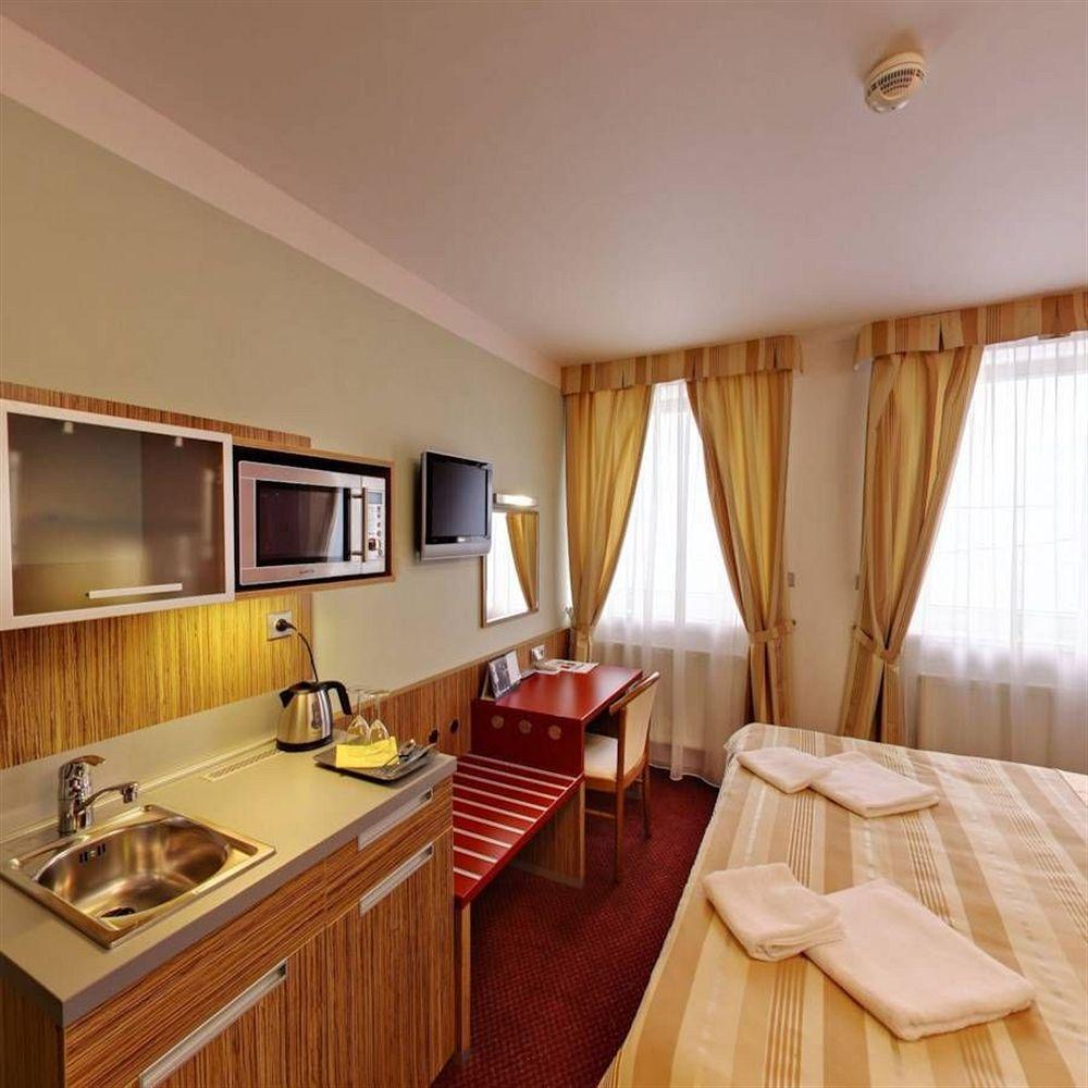 Hotel Vaka Brno Eksteriør bilde