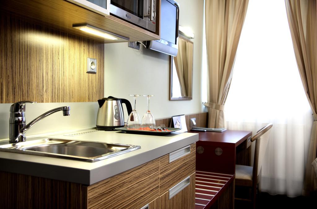 Hotel Vaka Brno Eksteriør bilde