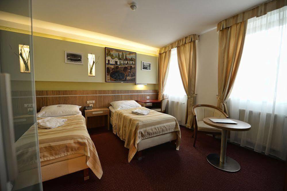 Hotel Vaka Brno Eksteriør bilde