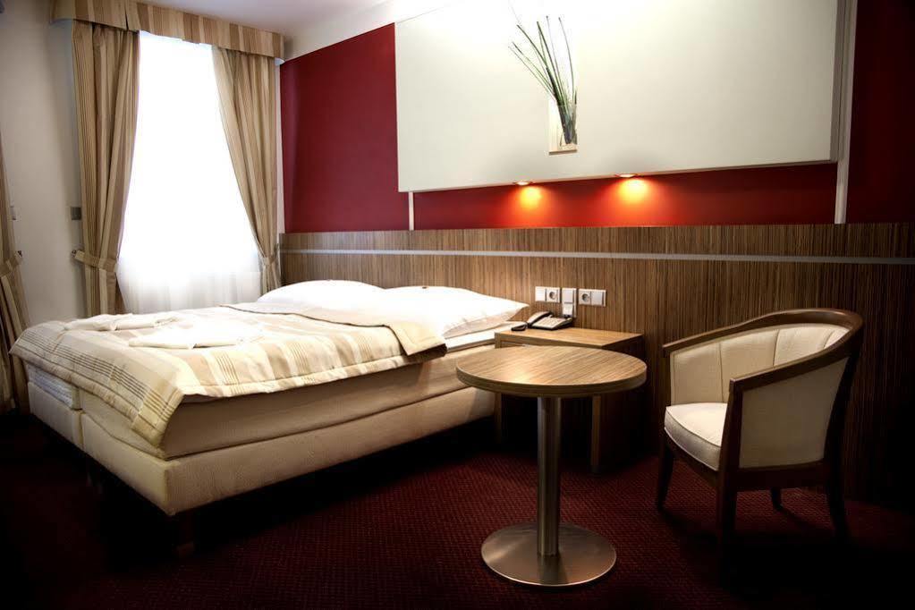 Hotel Vaka Brno Eksteriør bilde